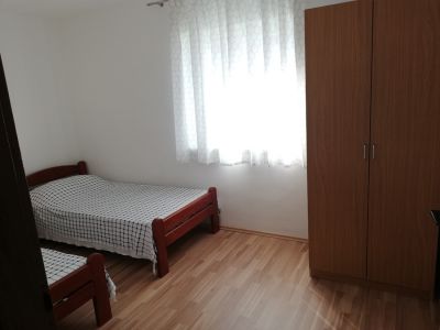 Apartmani TINTOR Selce