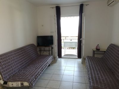 Apartmani TINTOR Selce