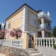 Apartmani Tomić - Villa Anna