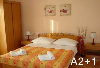 Apartmans TONĆI i IRIS***