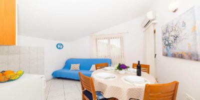 Apartmani Vila Nena s bazenom