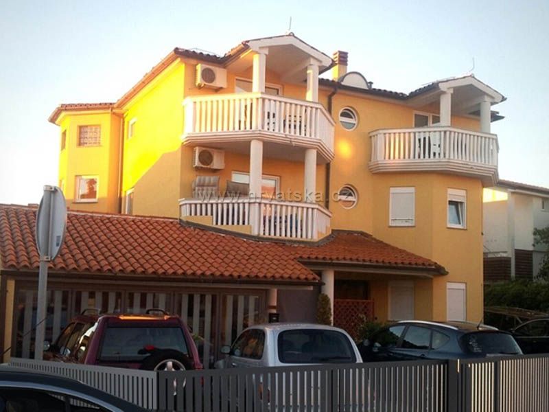 Villa Mira ****